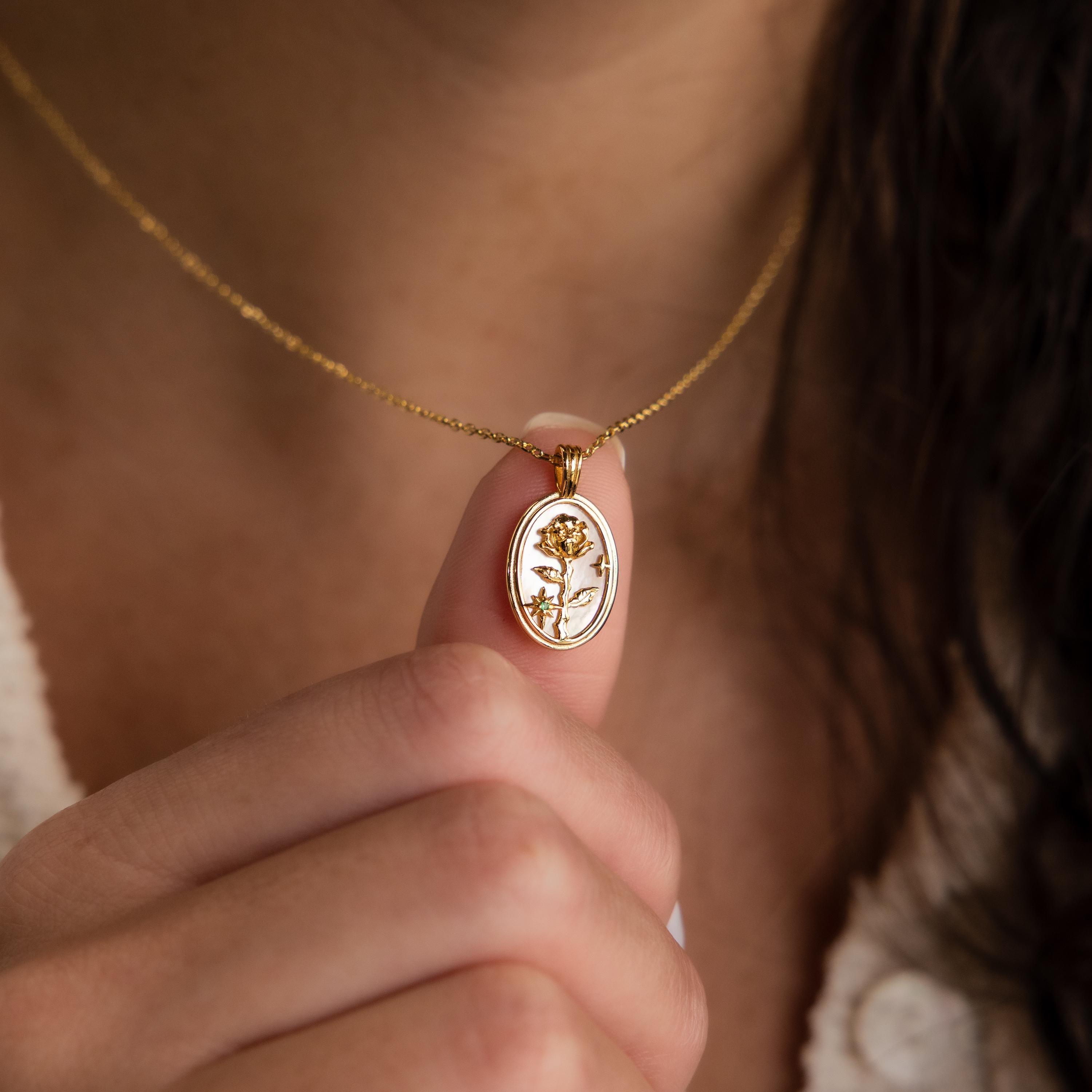 Birth Flower Necklace - Women's Stainless Steel Flower Pendant Necklace