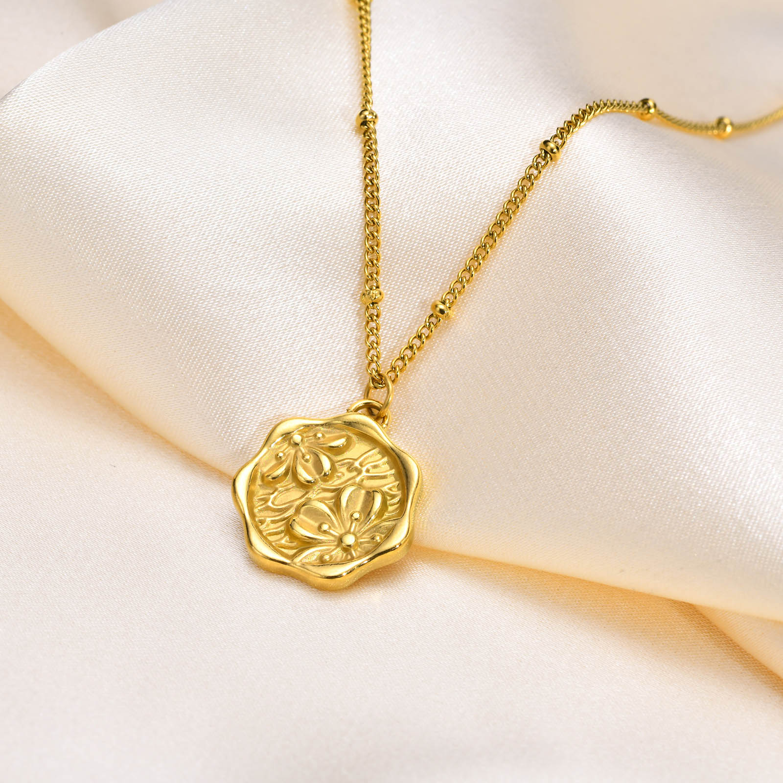 Coin Pendant Flower Necklace f - Birth Flower Necklace ulasan dan harga